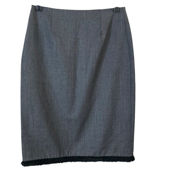 BEBE Pencil Skirt Womens 6 Gray Wool Blend Faux Fur Hem - Picture 8 of 9